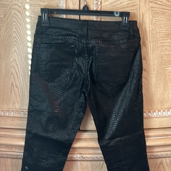 BEBE METALLIC SNAKE PRINT PANTS - NWOT - Picture 4 of 4